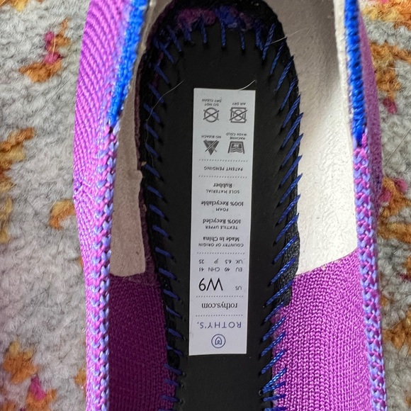Violet Rothy’s Size 9 - Picture 3 of 3